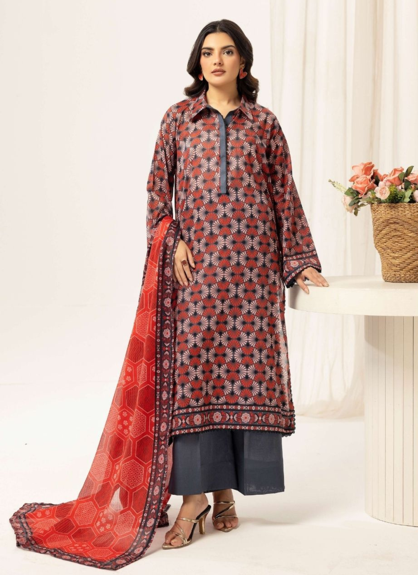 Haya By Legends 3p Lawn Suit (Unstiched)