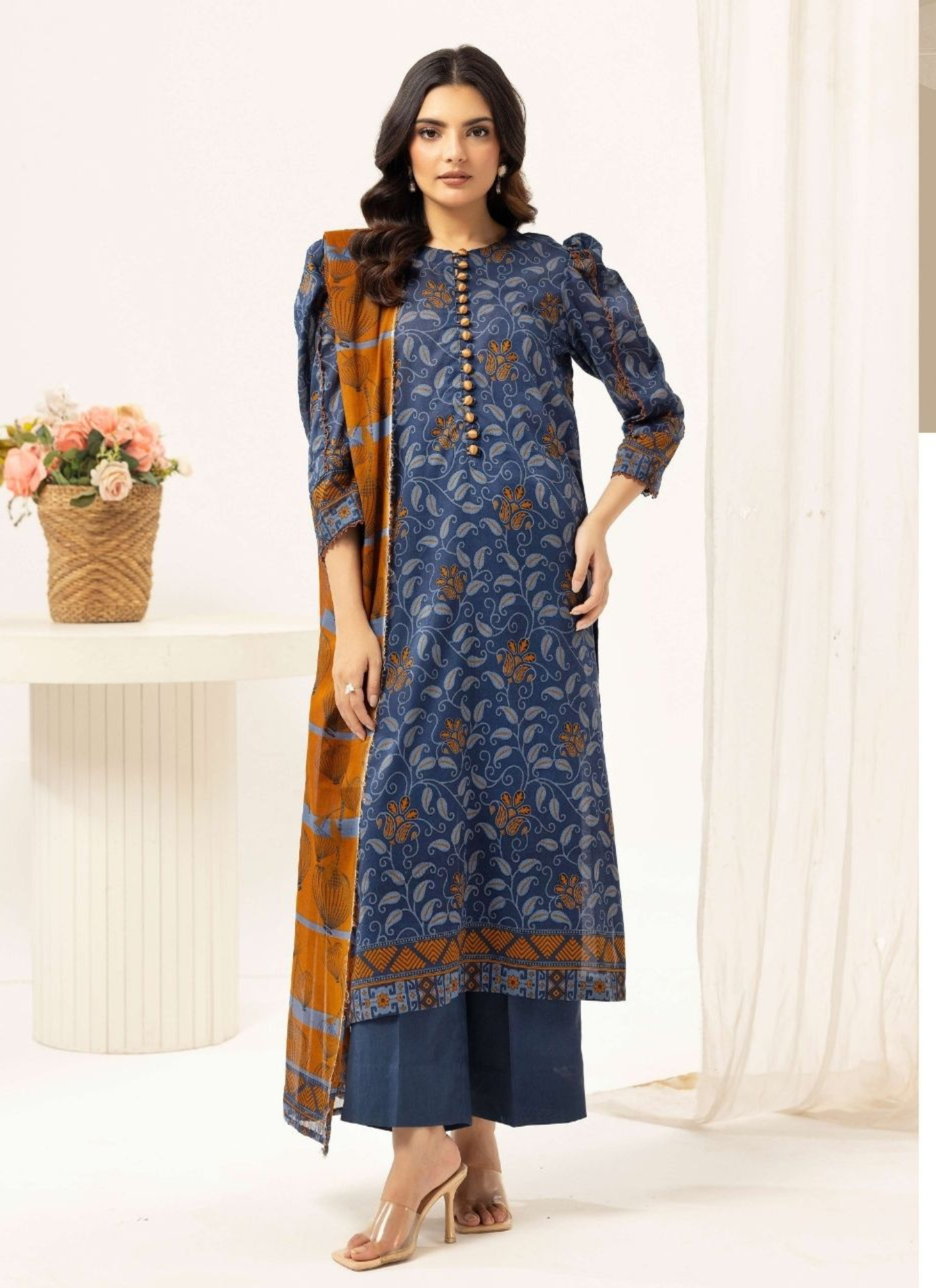 Haya By Legends 3p Lawn Suit (Unstiched)