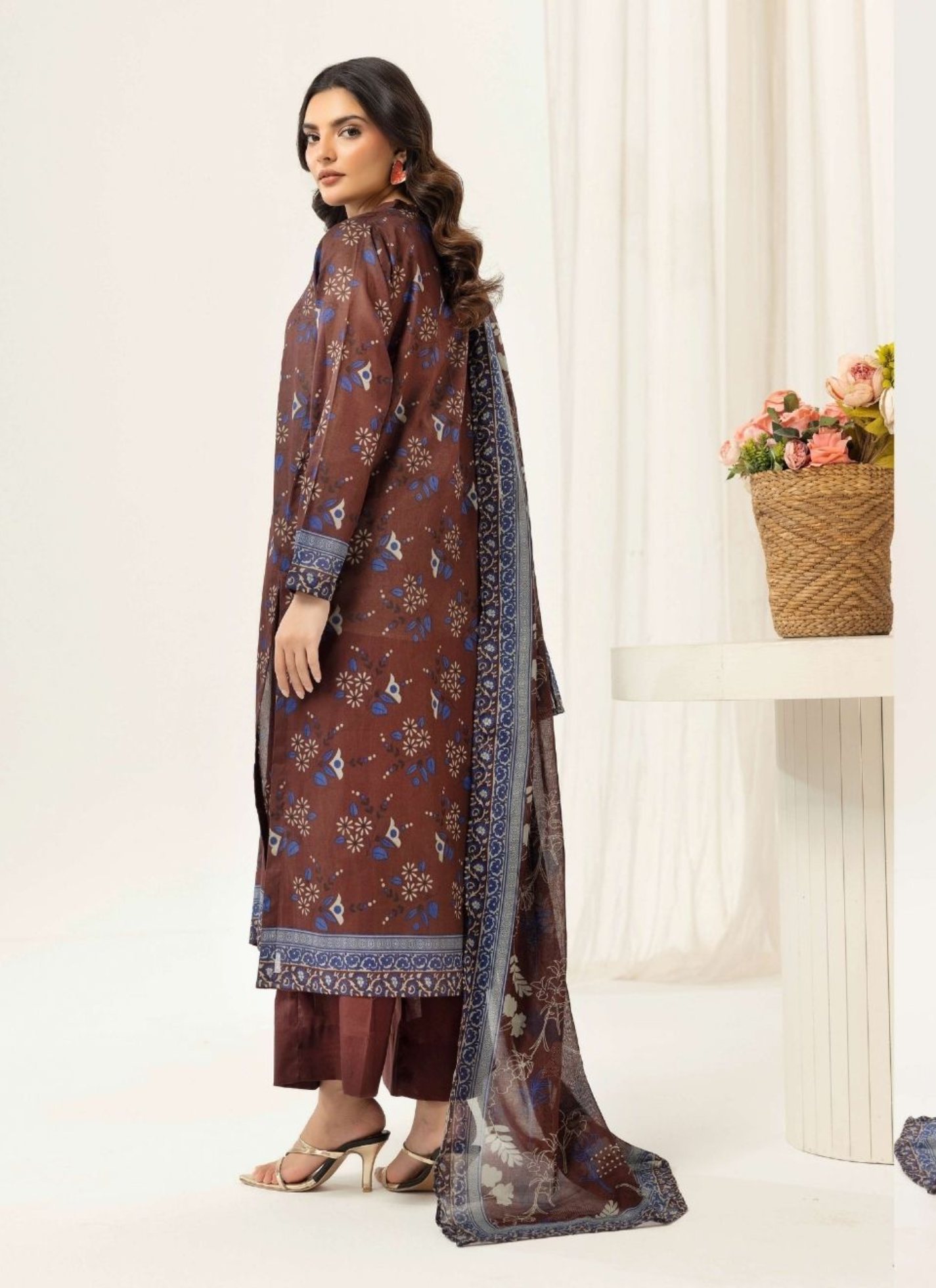 Haya By Legends 3P Lawn Suit (Unstiched)