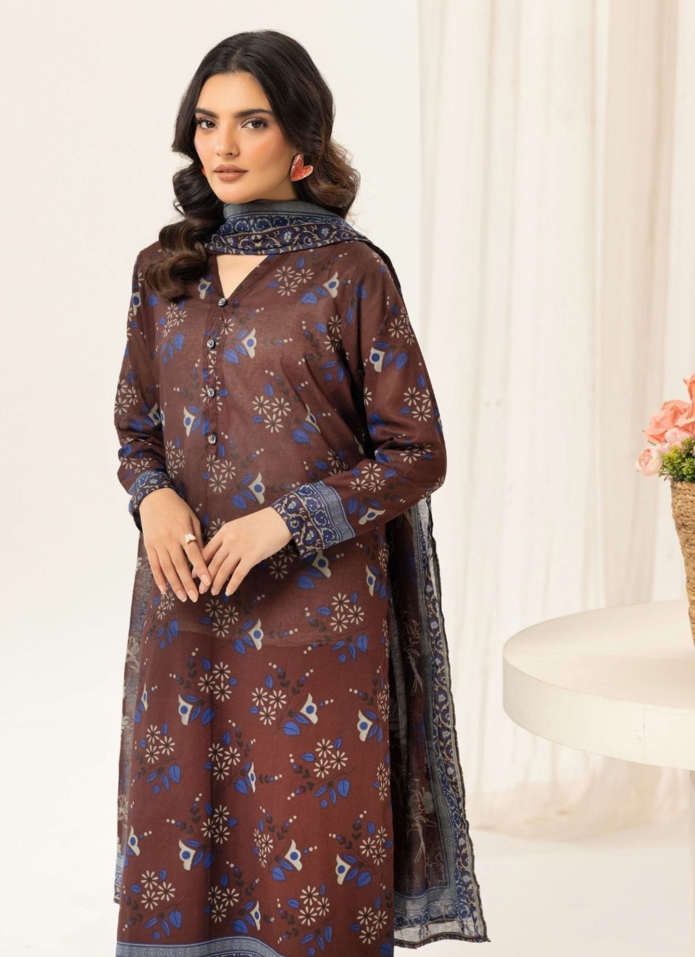 Haya By Legends 3P Lawn Suit (Unstiched)