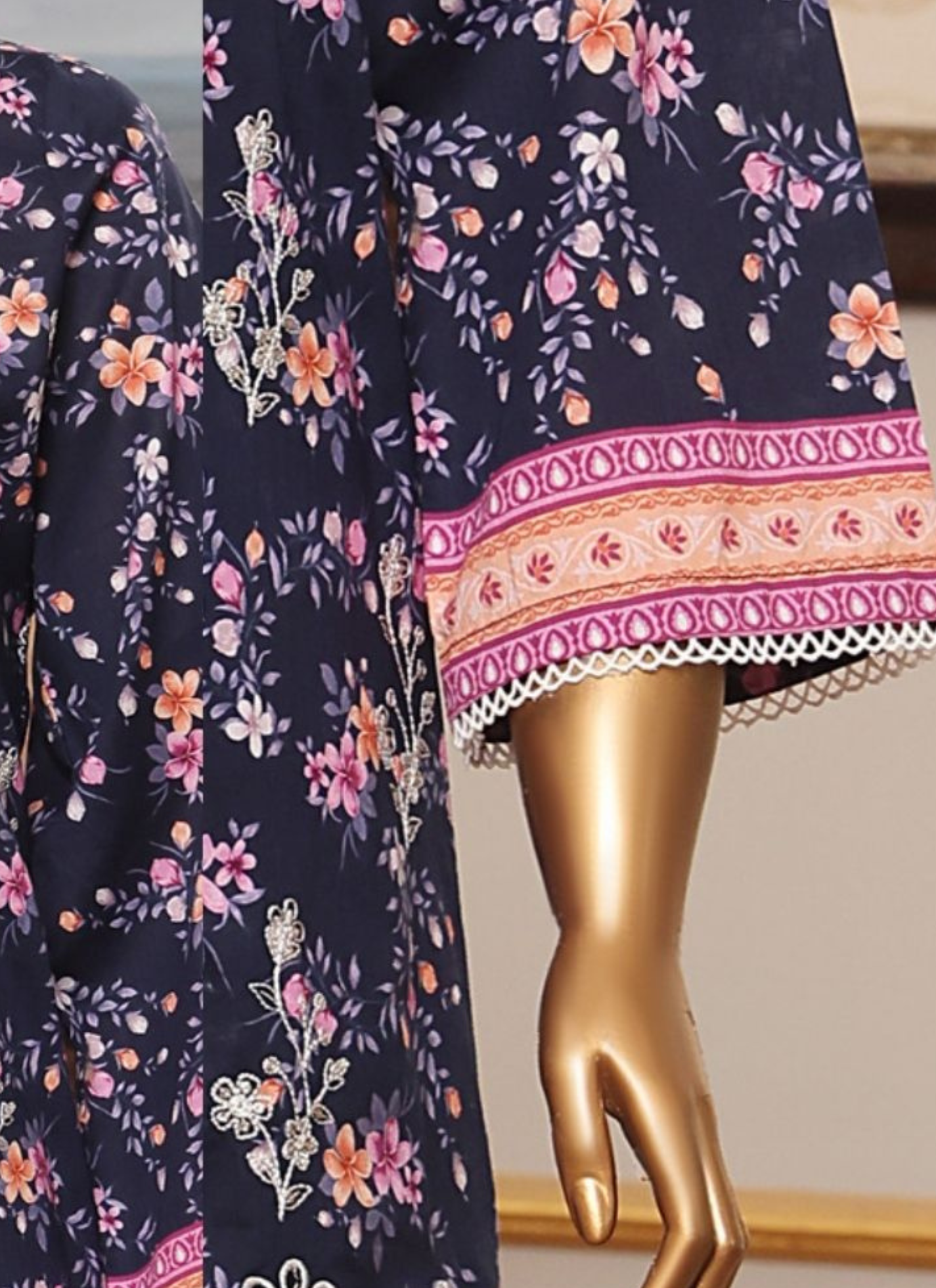 Riwayat Premium 3P Lawn Suit Embroidered